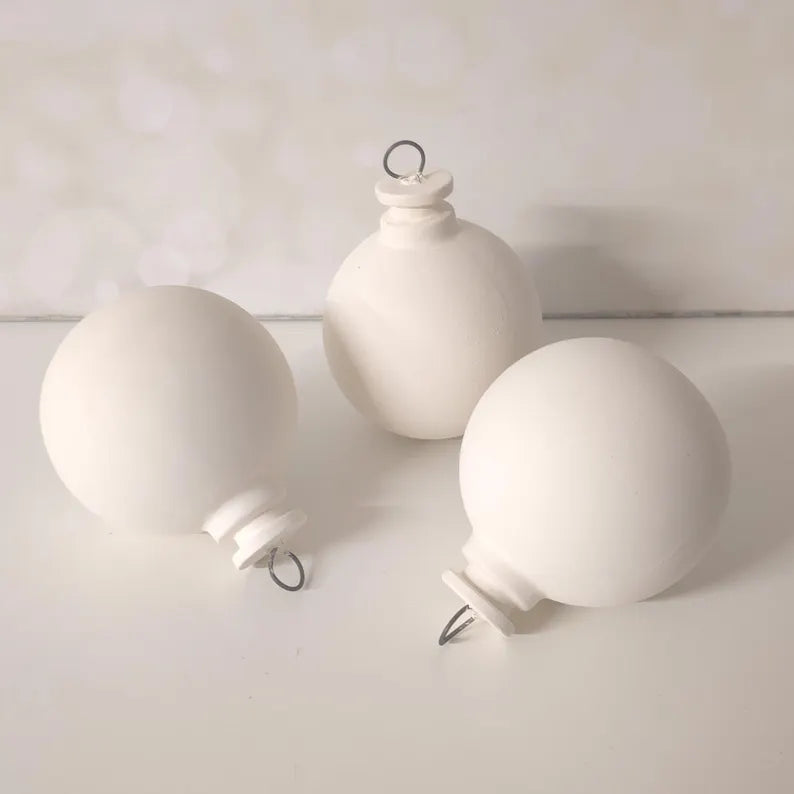 Ornament Painting - Adult Workshop (16+) [Dec 18, 7:00pm]